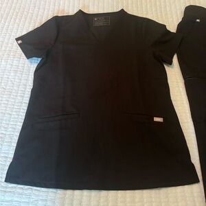 New Figs scrub set, never worn, size small top,medium petite bottoms never worn
